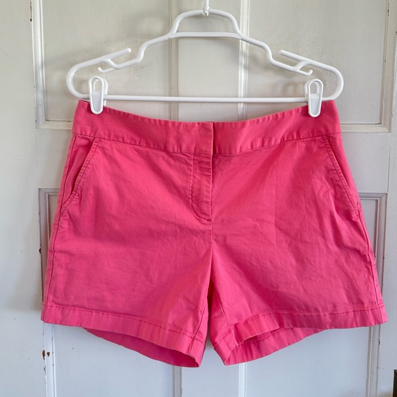 Vineyard Vines Pants - Vineyard Vines pink chino stretch shorts size 8